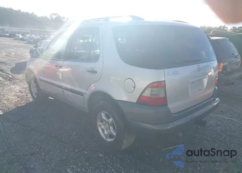 1998 Mercedes-Benz Ml 320 Classic z USA, uszkodzony, nr VIN 4JGAB54E6WA016249